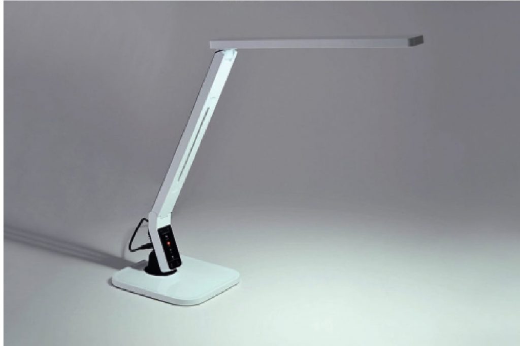 Bordlampe CV 100 USB - Milan Belysning lampe
